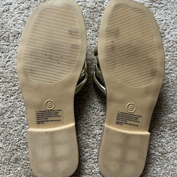 Target Universal Thread Rian Slide Sandals. Gold Size 8 - Picture 3 of 3